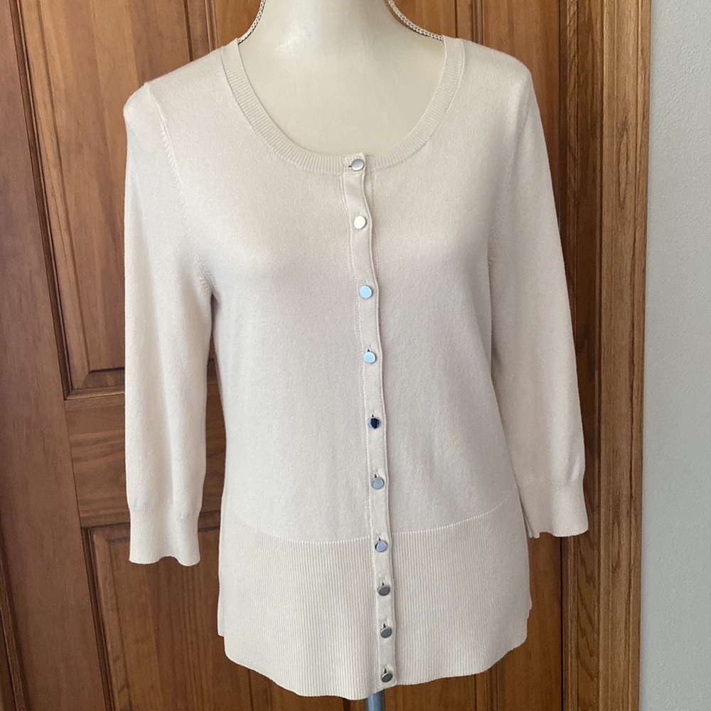 NWOT WHITE HOUSE BLACK MARKET SWEATER CREAM -MED